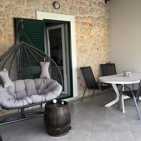 Stein Haus Vila Pirovac Exterior foto