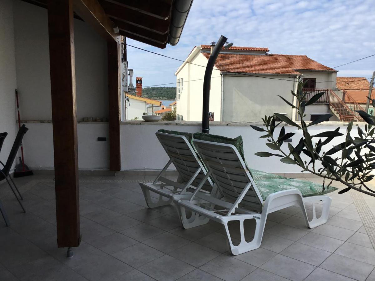 Stein Haus Vila Pirovac Exterior foto